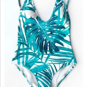 NWT Cupshe One Piece